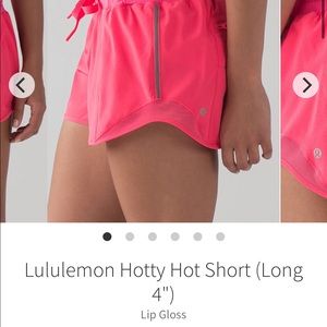 Lululemon Hotty hot shorts